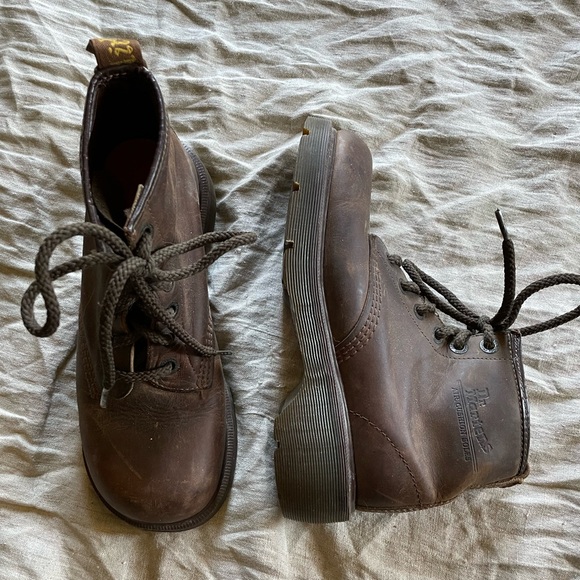 Dr. Martens vintage, made in England platform boots - Picture 1 of 3
